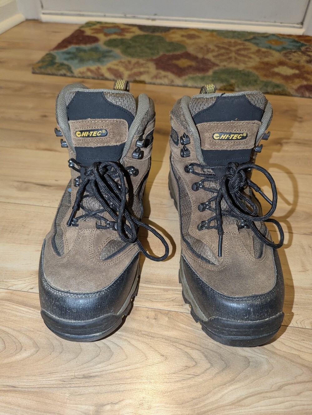 Hi-Tec Men's 54246 Wildwood Waterproof Hiking Boots Size 9.5